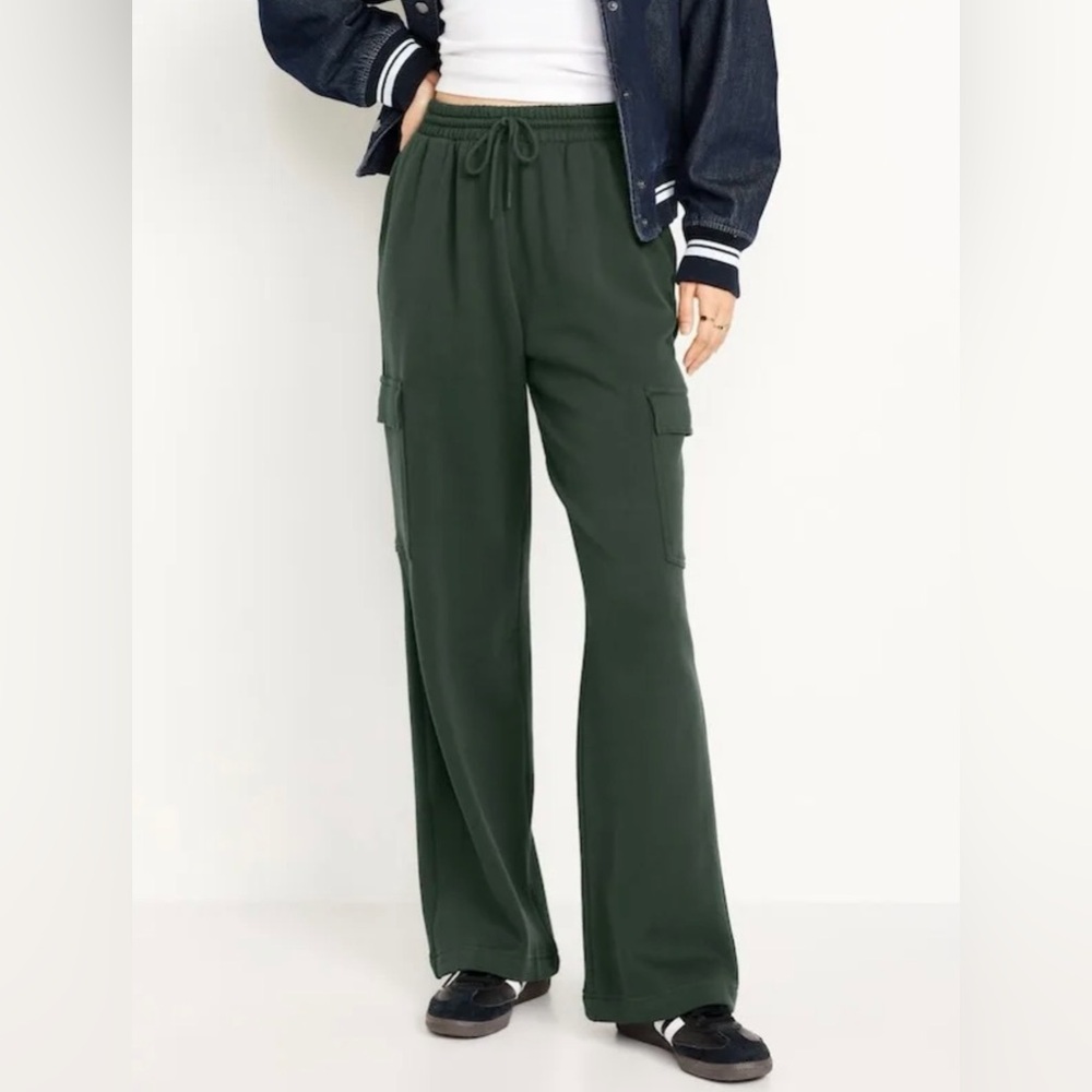 Old Navy SoComfy cargo sweatpants